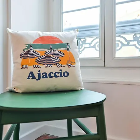 Flavie - Hypercentral Cosy Modern - By Tgb Ajaccio (Corsica)